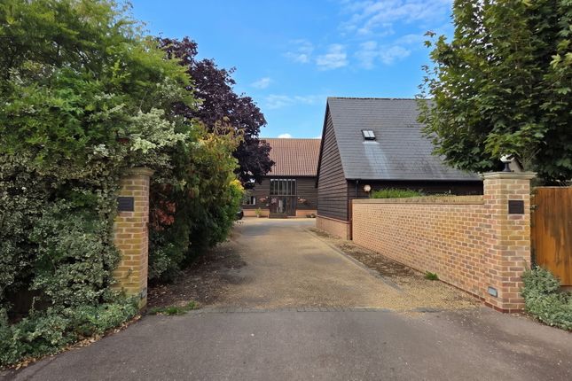 3, Coach House Court, Sandy photo 2