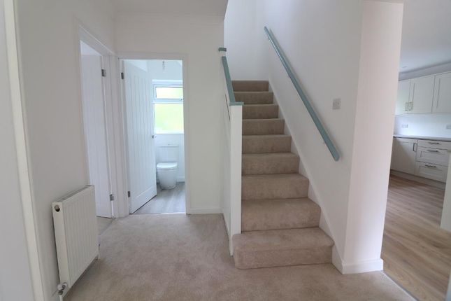 12, Hillside Close, Shillington photo 2