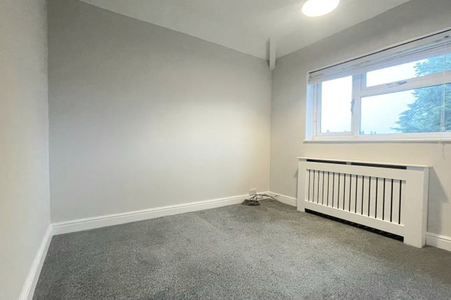 Property to rent in Harris Road, Watford
