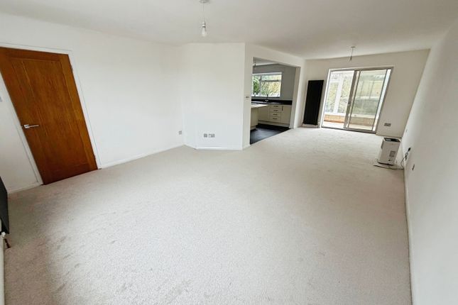 57, Packsaddle Way, Frome photo 3