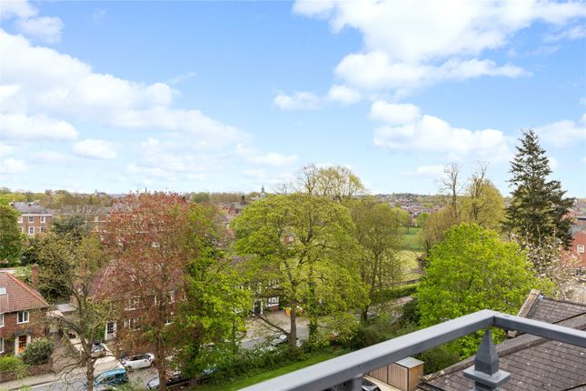 Flat for sale in Mill Mount, York, North Yorkshire