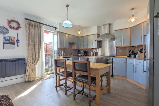 Town house for sale in Old Street, Upton-Upon-Severn, Worcester