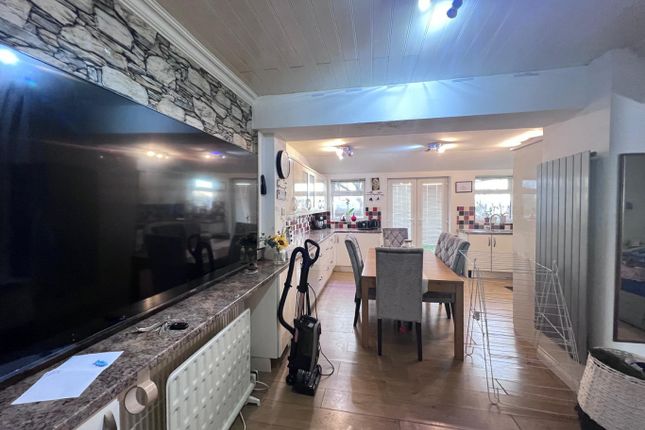 53, Netherby Drive, Newcastle upon Tyne photo 4