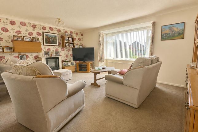 5, Frietuna Road, Frinton-on-Sea photo 2