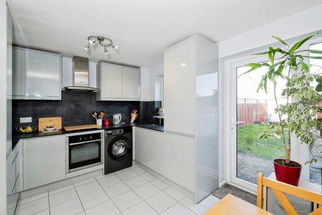 18, Killiersfield, Redruth photo 2