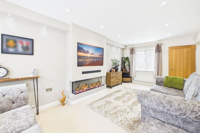 3, Hayward Avenue, Weston-super-Mare photo 3