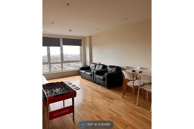 Thumbnail Flat to rent in High Street, Ilford