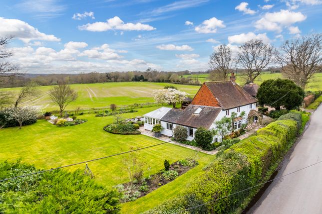 Thumbnail Detached house for sale in Chiddingstone Hoath, Chiddingstone Hoath