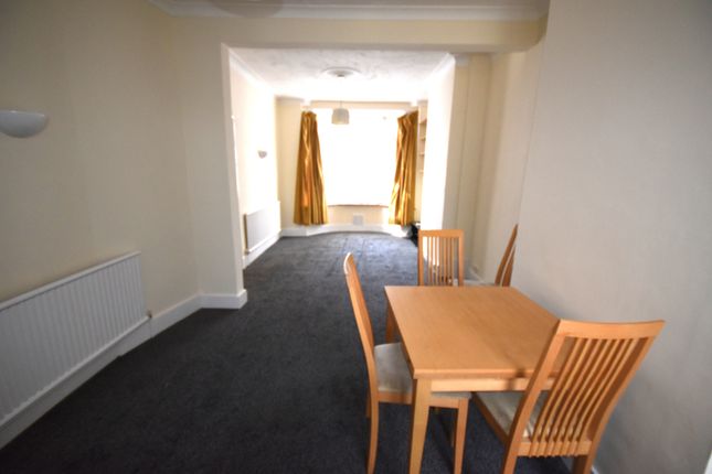 24, Welbeck Road, London photo 2