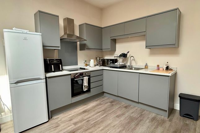Flat 4 Willow Court, 39, Easthorpe Street, Nottingham photo 2
