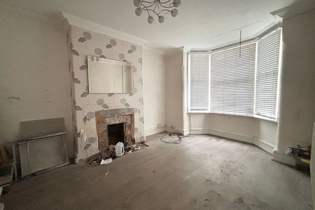 37 Walkden Road, Manchester photo 2