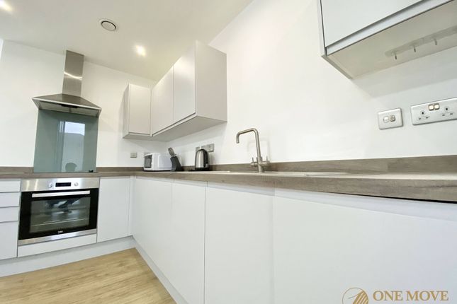 Flat 407, 9 Dyche Street, Manchester photo 5