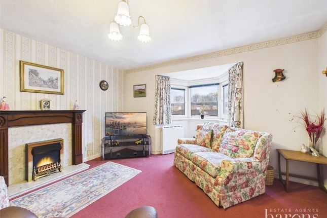 36, Westdeane Court, Hampshire photo 3