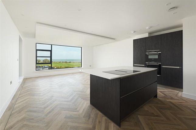 Apartment 2,, The Fairways, Broadstairs photo 2
