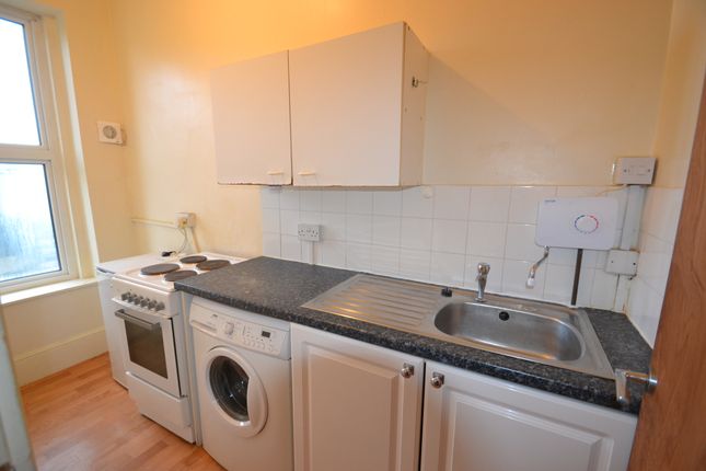 131, Hainault Road (6), Leytonstone, London photo 4