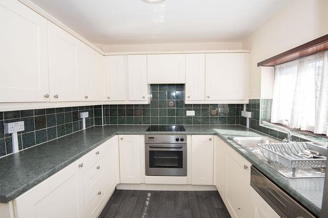 33, Boswell Drive, Coventry photo 5