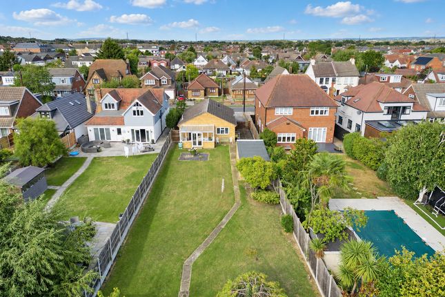 24, Manor Road, Benfleet photo 4