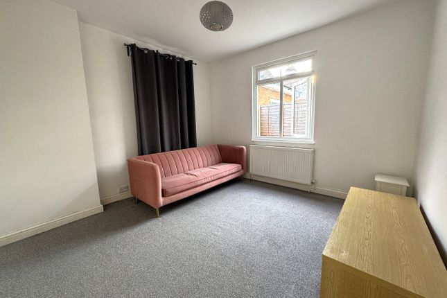 1, Latimer Road, London photo 2
