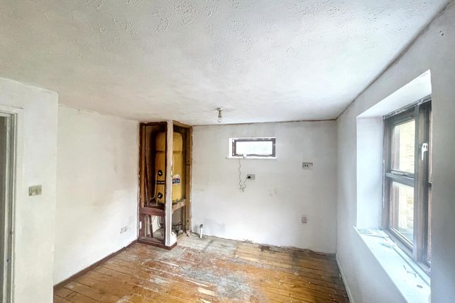 6 Flat 1 Oxford House, Marlborough Street, Faringdon photo 2