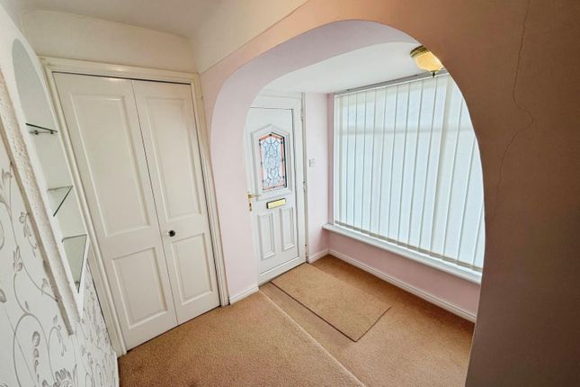 14, Grindley Gardens, Ellesmere Port photo 4