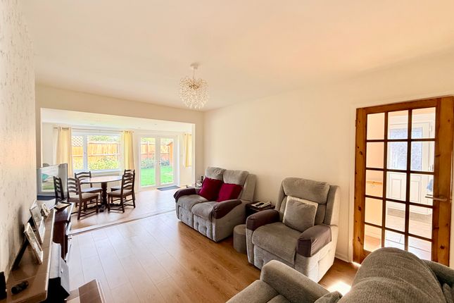 8, Stanley Road, Southampton photo 4