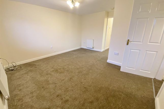 27, Chestnut Drive, Nr Goole photo 5