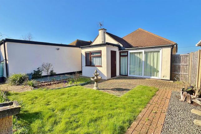 162, Walton Road, Walton-on-the-Naze photo 3
