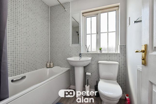 75, Mariners Quay, Port Talbot photo 4