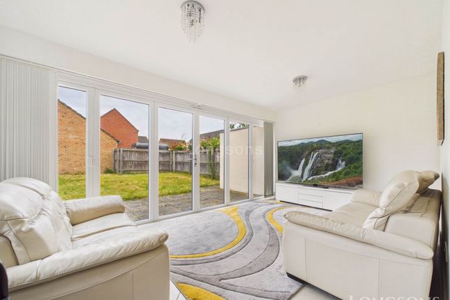 3, Kendle Road, Swaffham photo 3