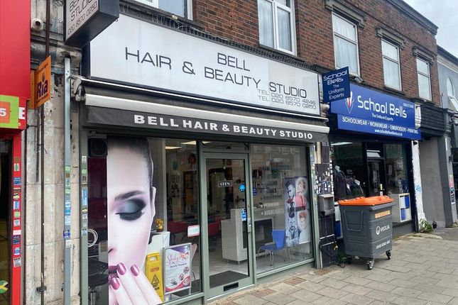 Commercial property to let in Bell Road, Hounslow, London