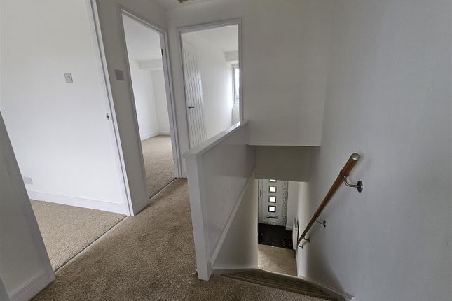20, Thorogate, Rotherham photo 5