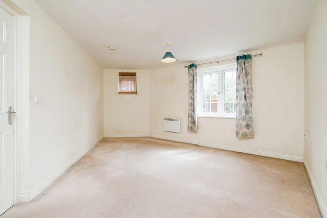 Flat for sale in Browsholme Court, Westhoughton, Bolton, Greater Manchester