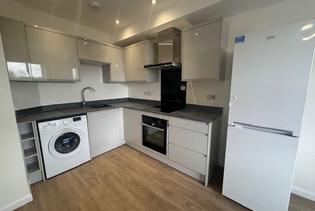 Thumbnail Flat to rent in Fosse Road Central, Leicester