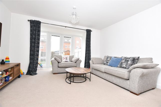 8, Fergusson Walk, Leeds photo 3