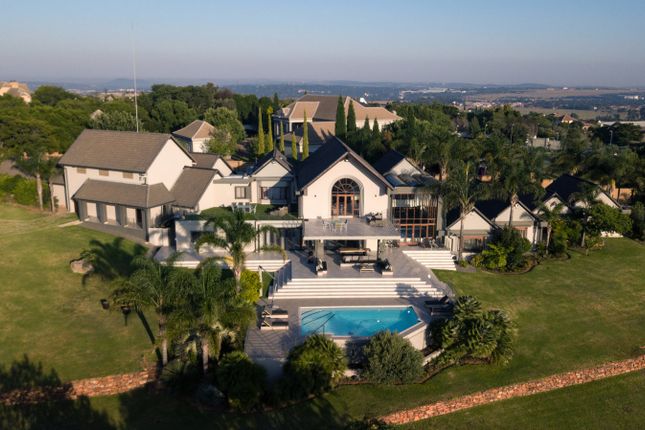 Thumbnail Country house for sale in Cuthill Road, Cornwall Hill Estate, Gauteng