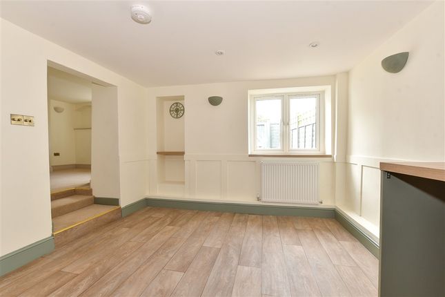 Clarence Road Wroxall, Ventnor photo 2