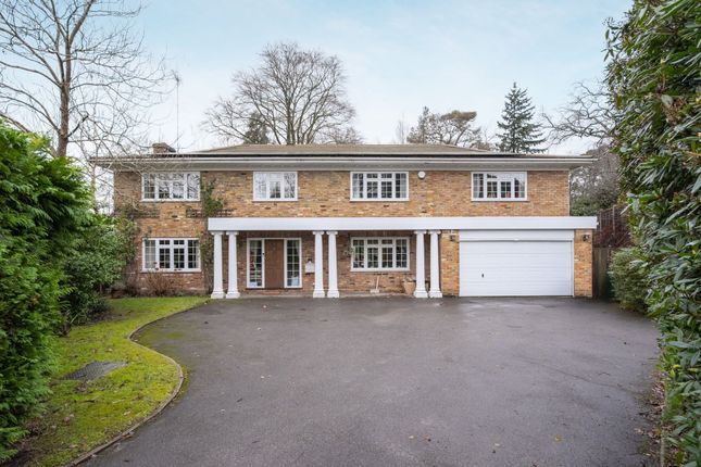 7-bed house on 19 Armitage Court, Ascot, £1,500,000