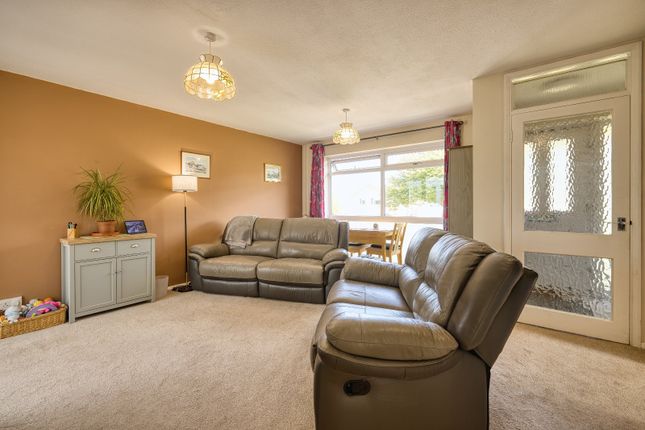 10, Colburn Road, Kent photo 3