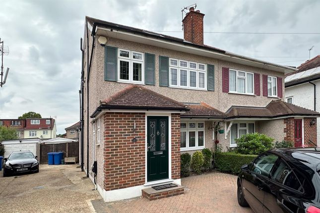 Thumbnail Semi-detached house to rent in Frogmore Avenue, Hayes