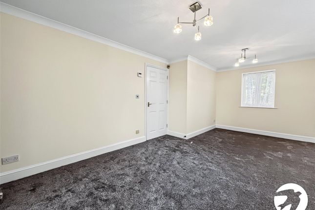 Armada Way, Kent photo 5