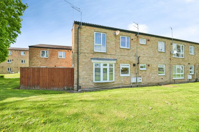 2-bed flat on 15, Blackbush Walk, Stockton-On-Tees, £65,000