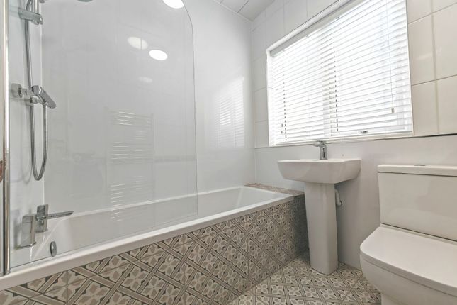 40 Elmsleigh Gardens, Sunderland photo 4