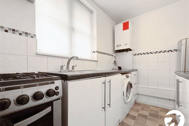 Flat 3, 34, London Road, Kent photo 5