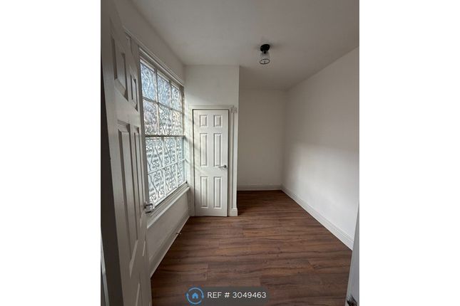 New Park Road, London photo 3