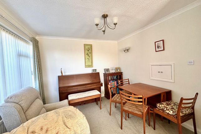 4, Mooredge Drive, Matlock photo 3