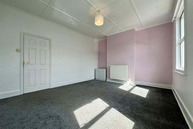 Terraced house to rent in Edinburgh Road, Bexhill On Sea