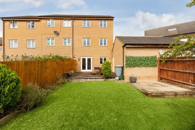 31, Newington Gate, Milton Keynes photo 4