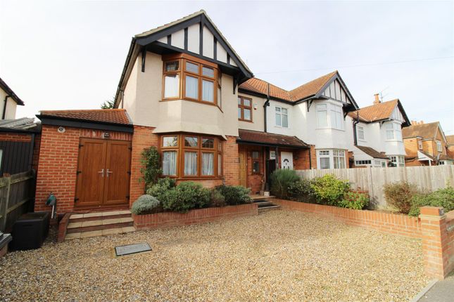 Thumbnail Semi-detached house to rent in Buxton Avenue, Caversham Heights, Reading