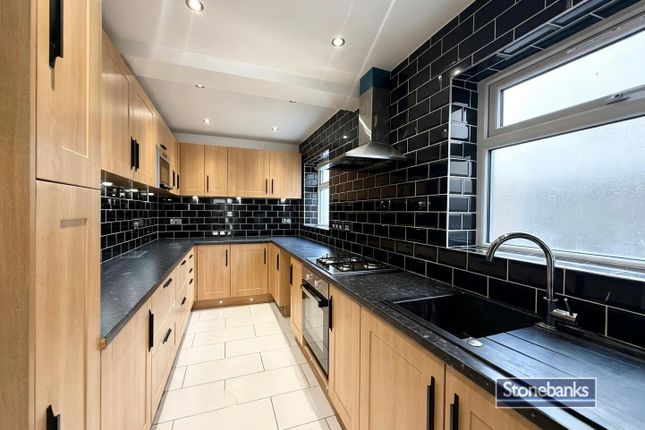 376, Nelson Road, Hounslow photo 3