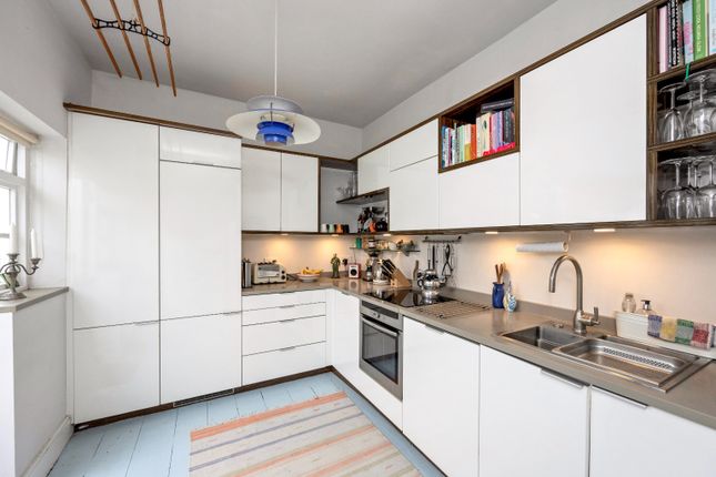 Flat 1, 36 Devonshire Place, East Sussex photo 4